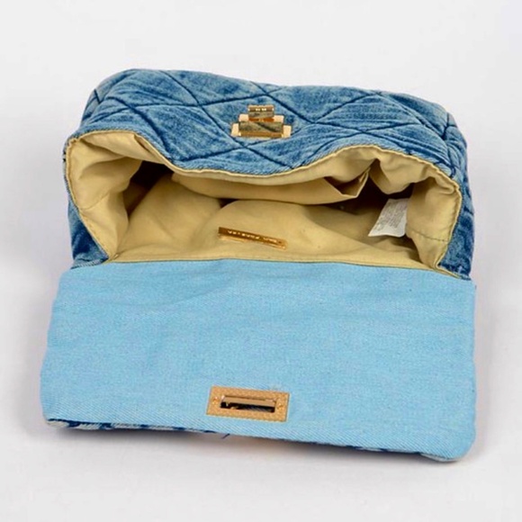 "Chic Quilted Washed Denim Flap Clutch Handbag - Stylish & Versatile!" - Picture 4 of 5